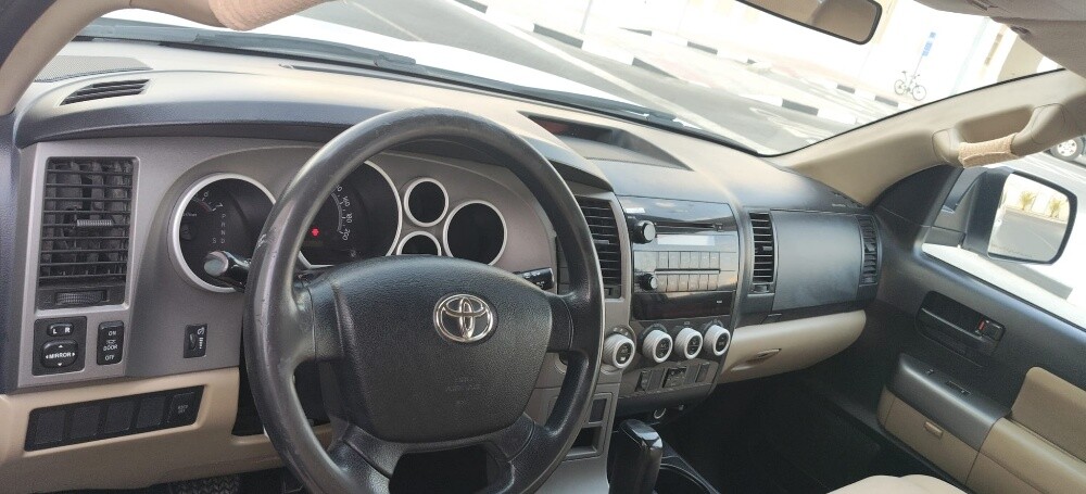 Toyota sequoia Model 2013 Qr.40000 - 6