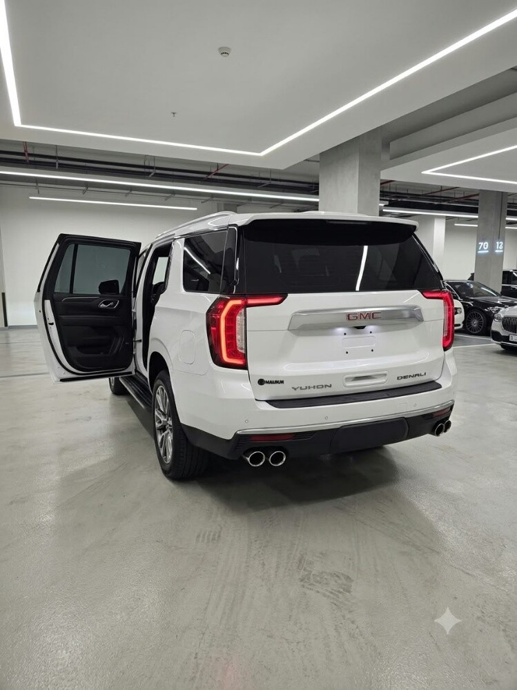 GMC YUKON DENALI 2023 FOR SALE - 10