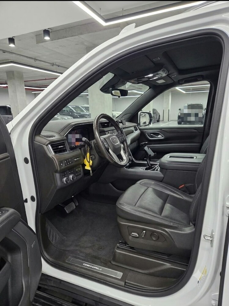 GMC YUKON DENALI 2023 FOR SALE - 15