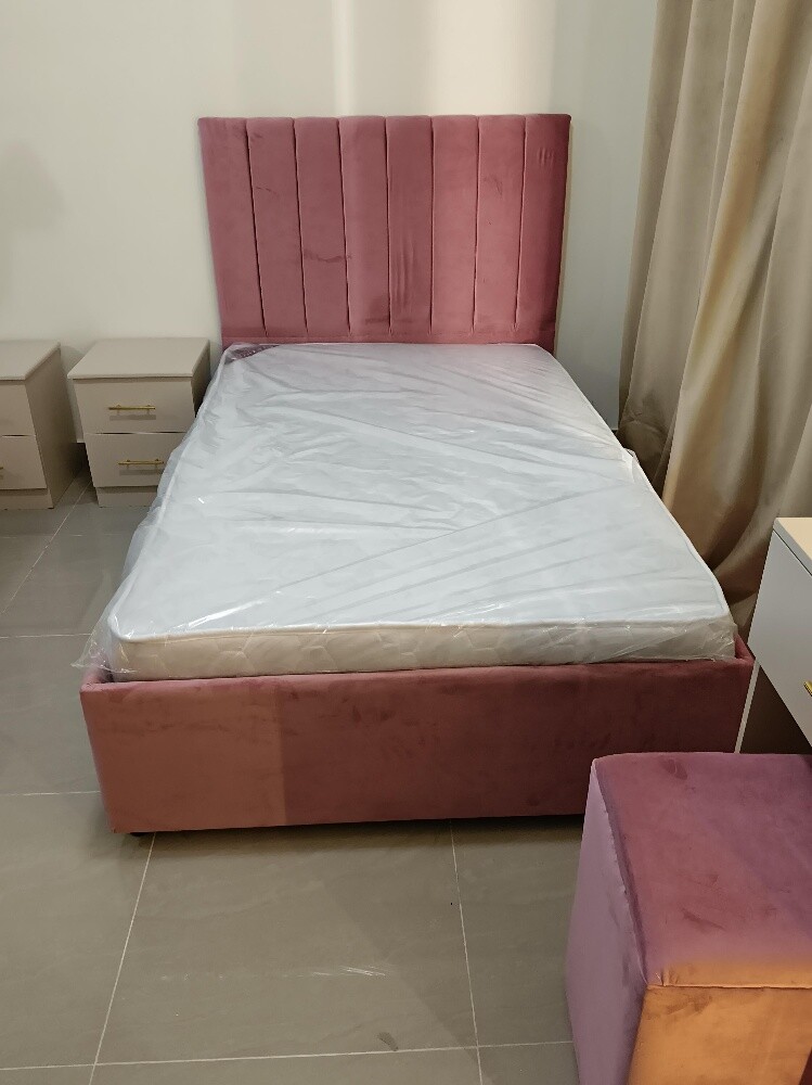 نبيع جميع أنواع مراتب الأسرة والخ - 9