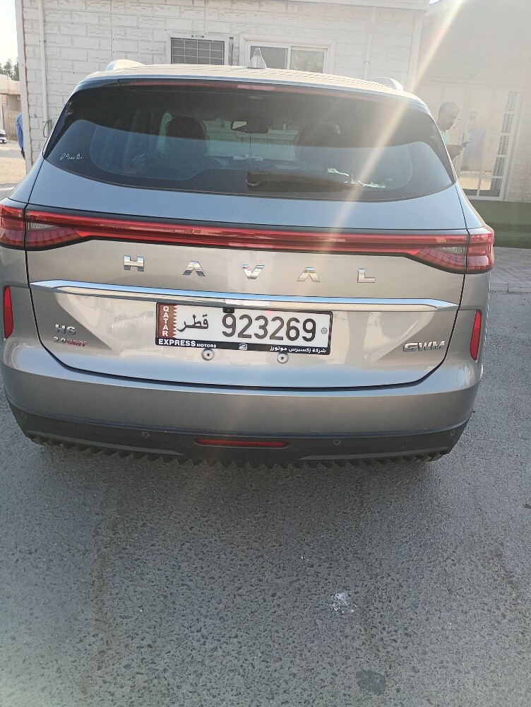 Haval H6 in new like condition - 2