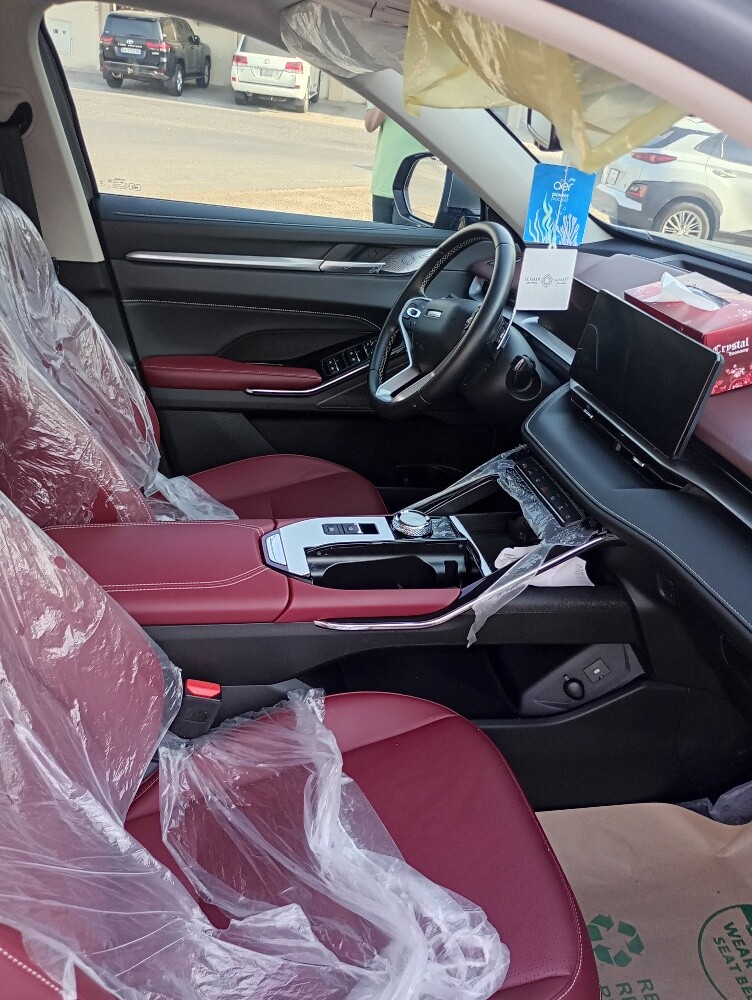Haval H6 in new like condition - 9
