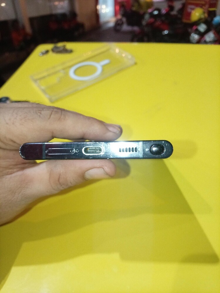 Samsung S22 ultra - 4