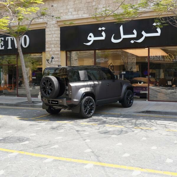 ديفندر اوكتا 2025 - 10