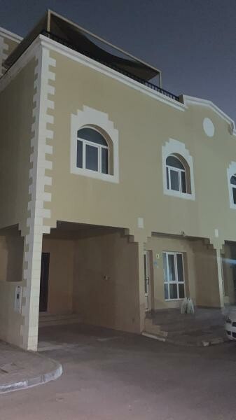 فيلا ضمن مجمع سكني للايجار - 3