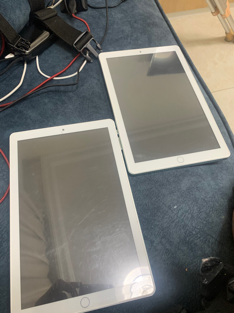 i pad - 1
