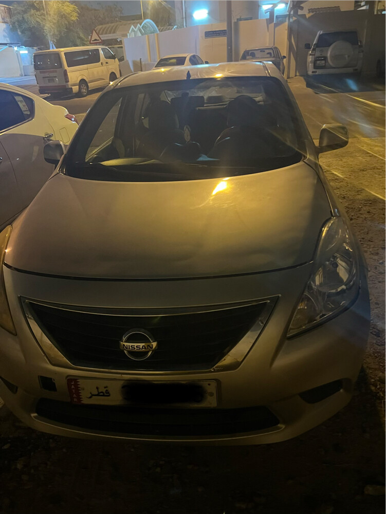 Nissan Sunny 2012 - 1