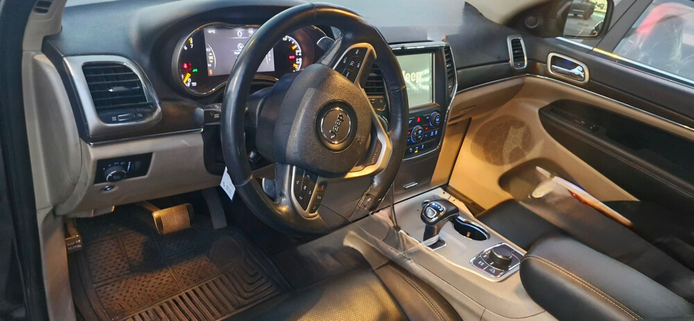 Jeep Cherokee - 3