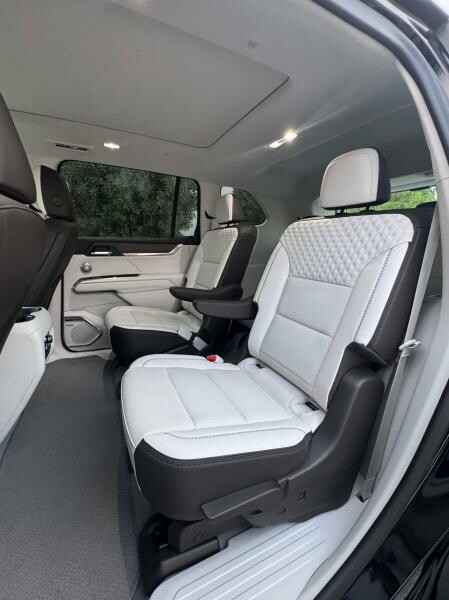 GMC Acadia Denali 2024 - 8