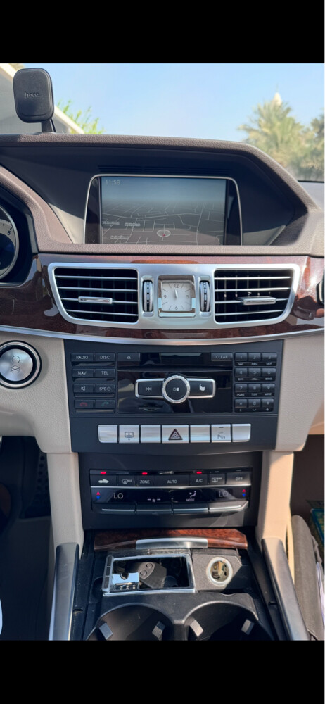 Mercedes E300 - 3