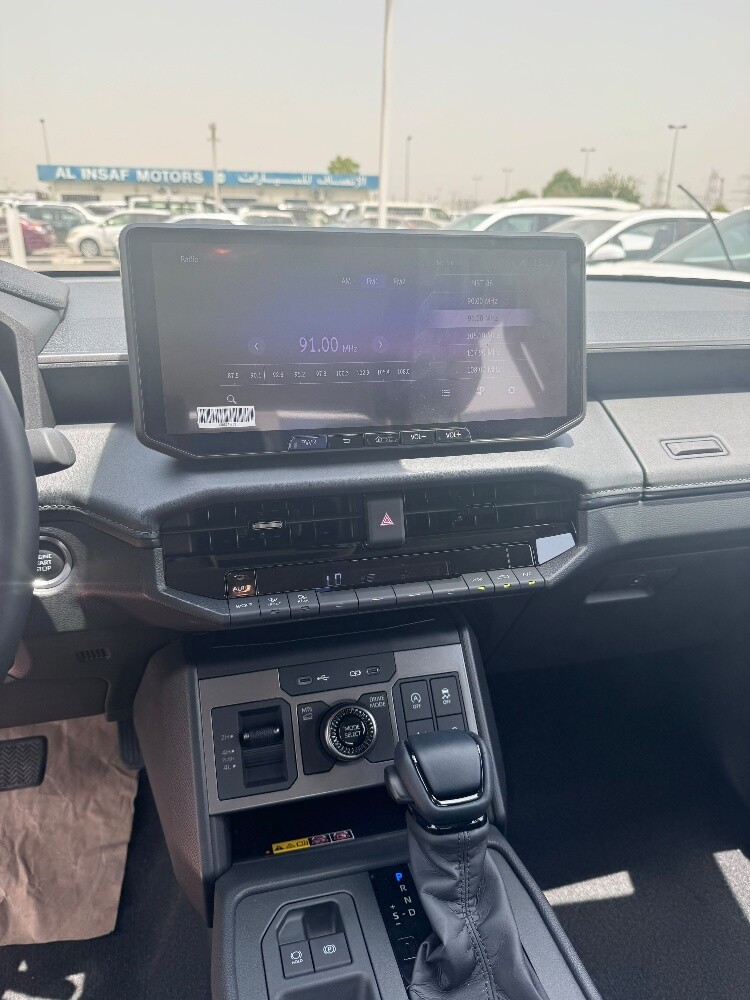Hilux - 16