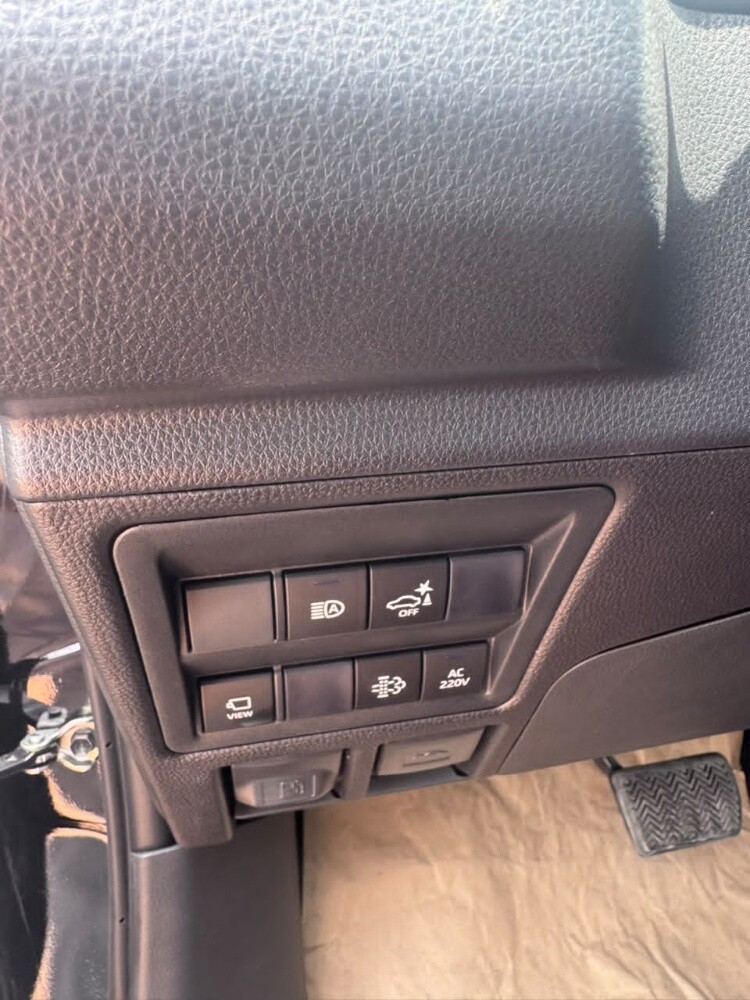 Hilux - 12