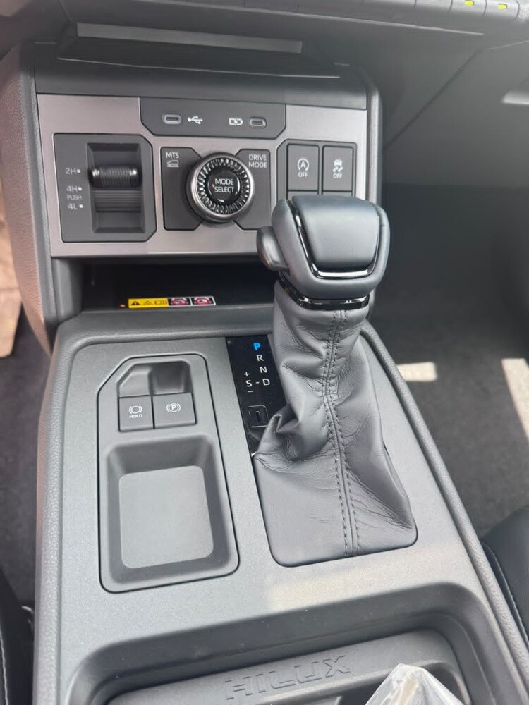 Hilux - 14