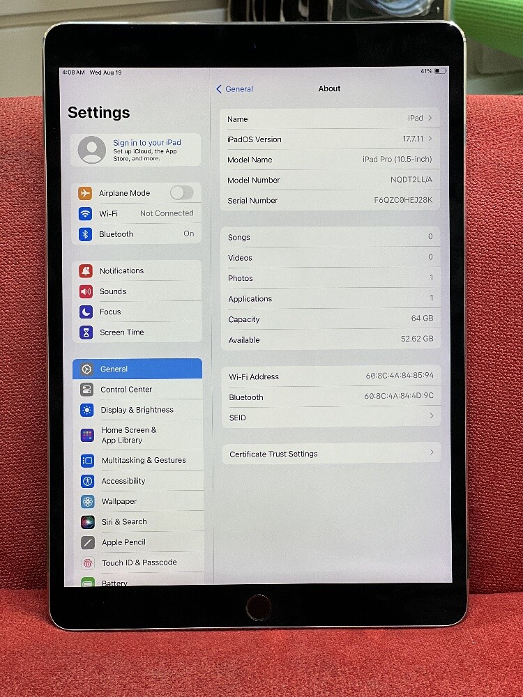 Apple IPad Pro 1st Gen 64GB Wi-Fi - 2