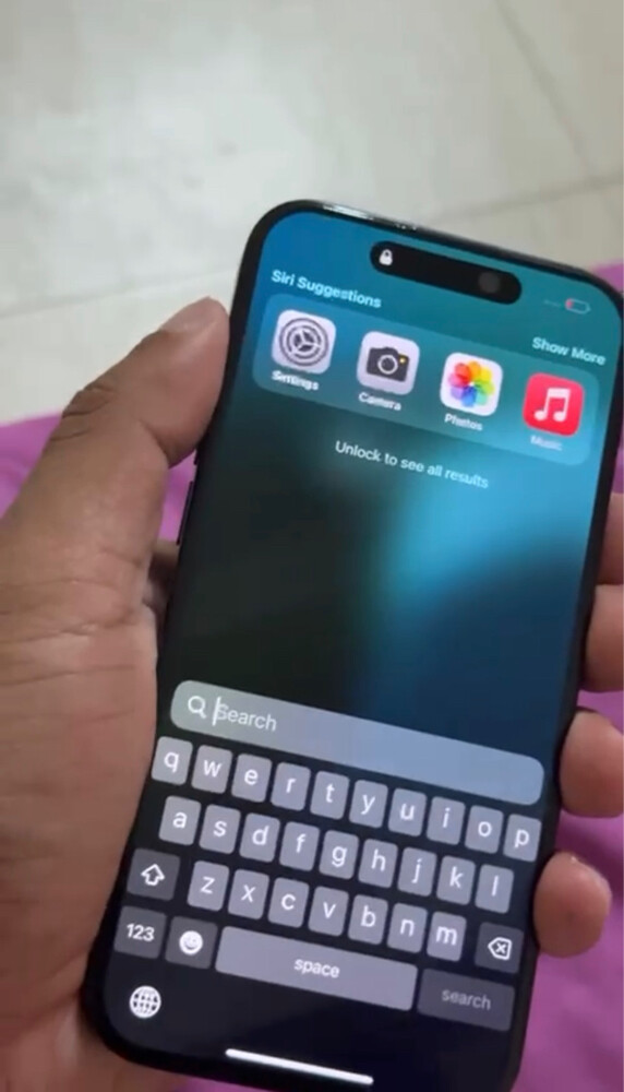 ايفون 15 برو  - 1