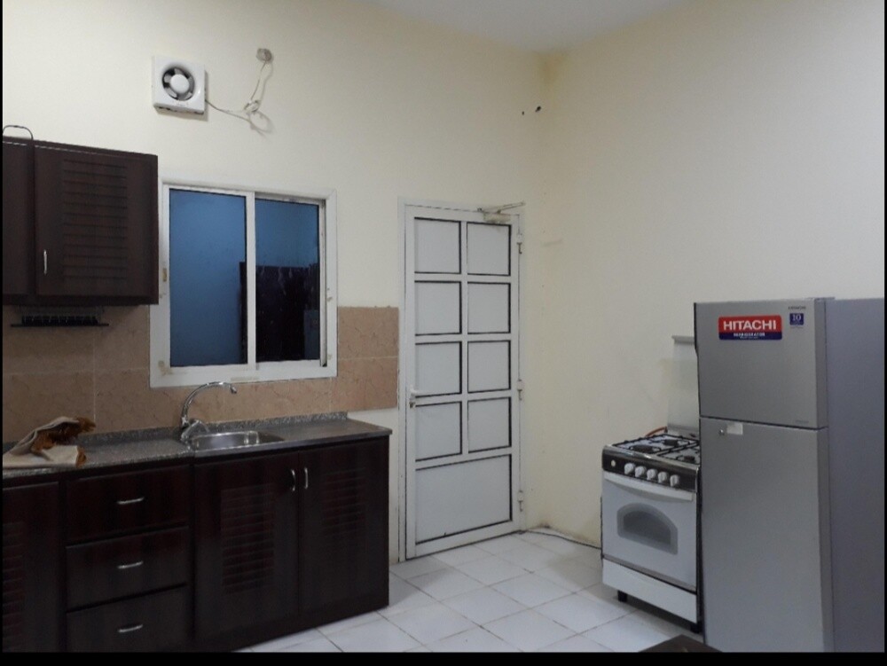 unfurnished for rent in Alkhrityat - 4