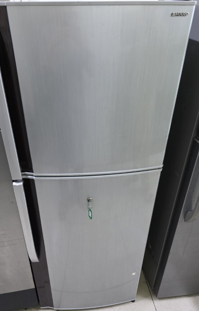 Samsung, Sharp, refrigerator - 3