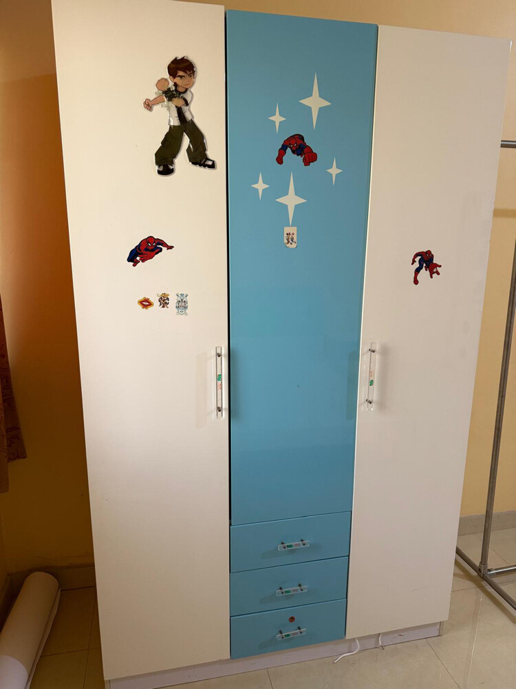 Boys' bedroom for sale - 2