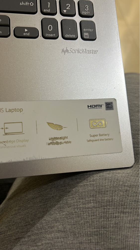 Asus laptop - 3