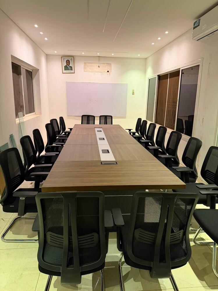 Used office furniture buy sell - 1