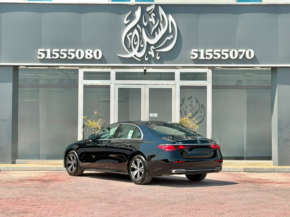 مرسيدس اى 200 موديل 2025 - 3