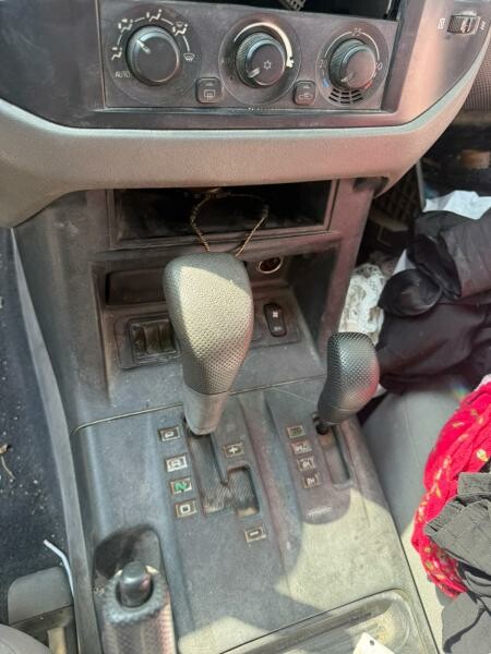MITSUBISHI PAJERO 2009 - 13