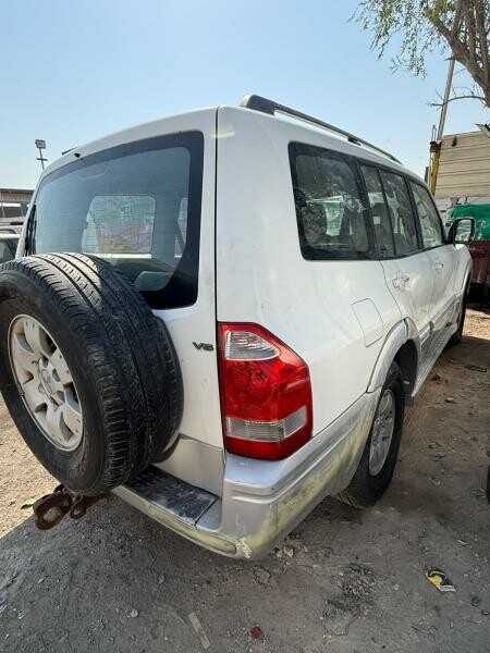 MITSUBISHI PAJERO 2009 - 5