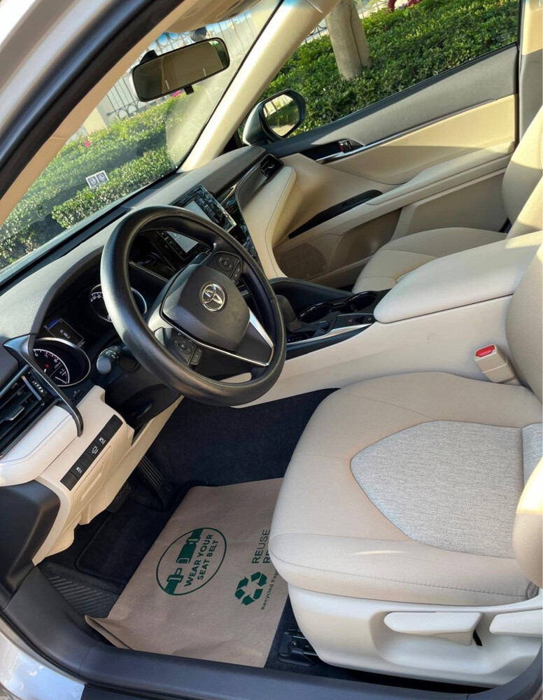 Toyota Camry LE 2023 - 2