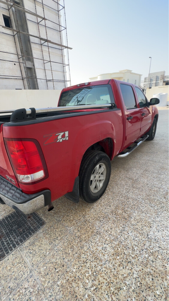GMC - 4