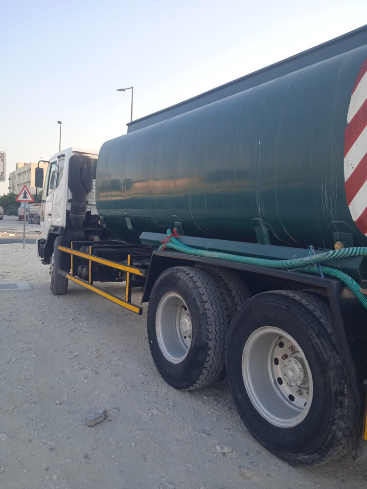 Green Tanker for sale - 5