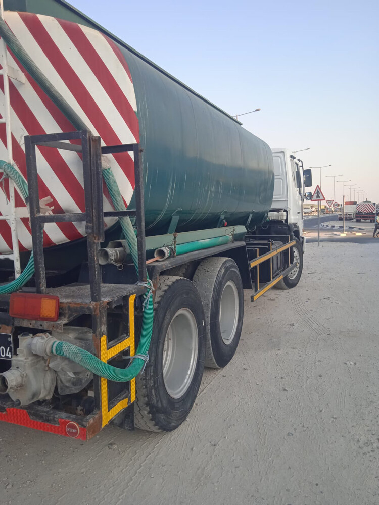 Green Tanker for sale - 3