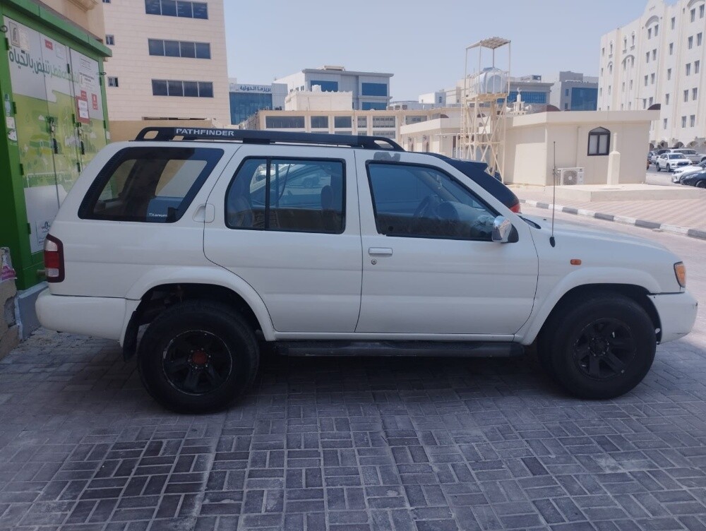 نيسان باثفايندر 2005 اس يو في - 3