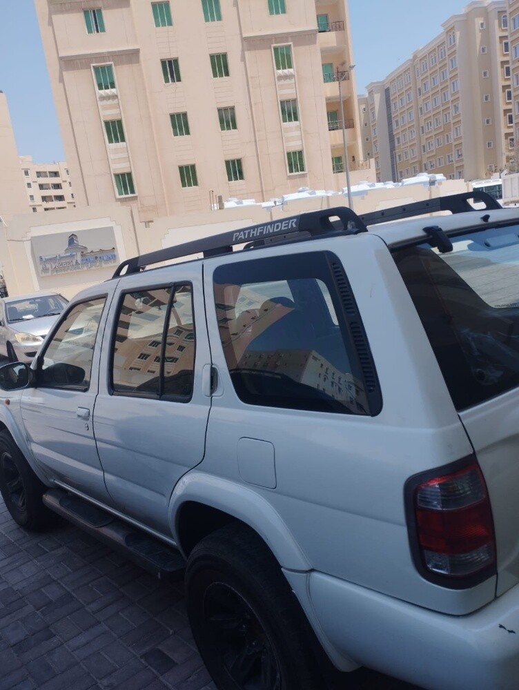 نيسان باثفايندر 2005 اس يو في - 2