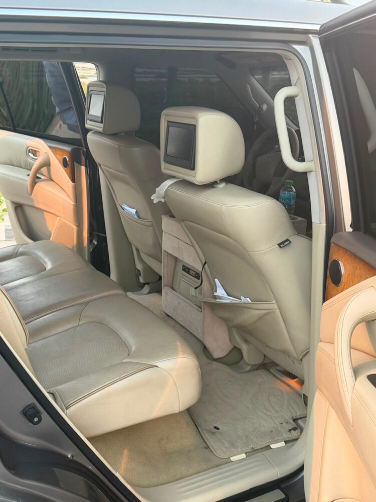 infiniti QX80 - 8