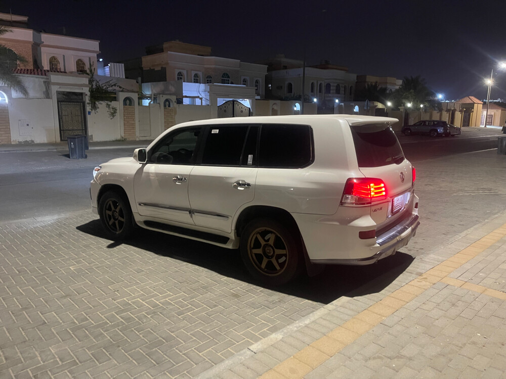 lx570s  - 4