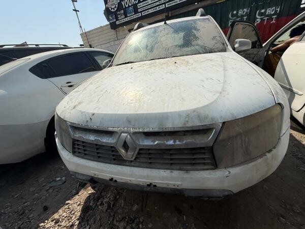 RENAULT DUSTER 2013 - 13