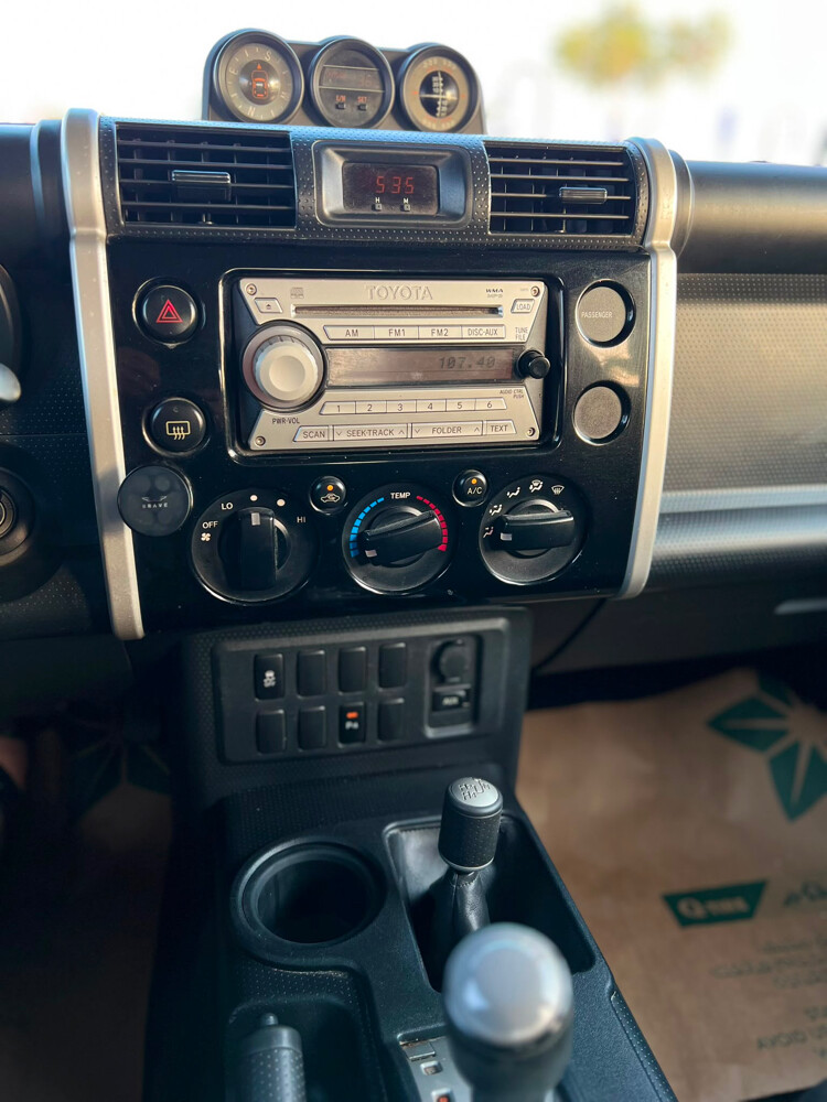 Toyota FJ 2010 - 10