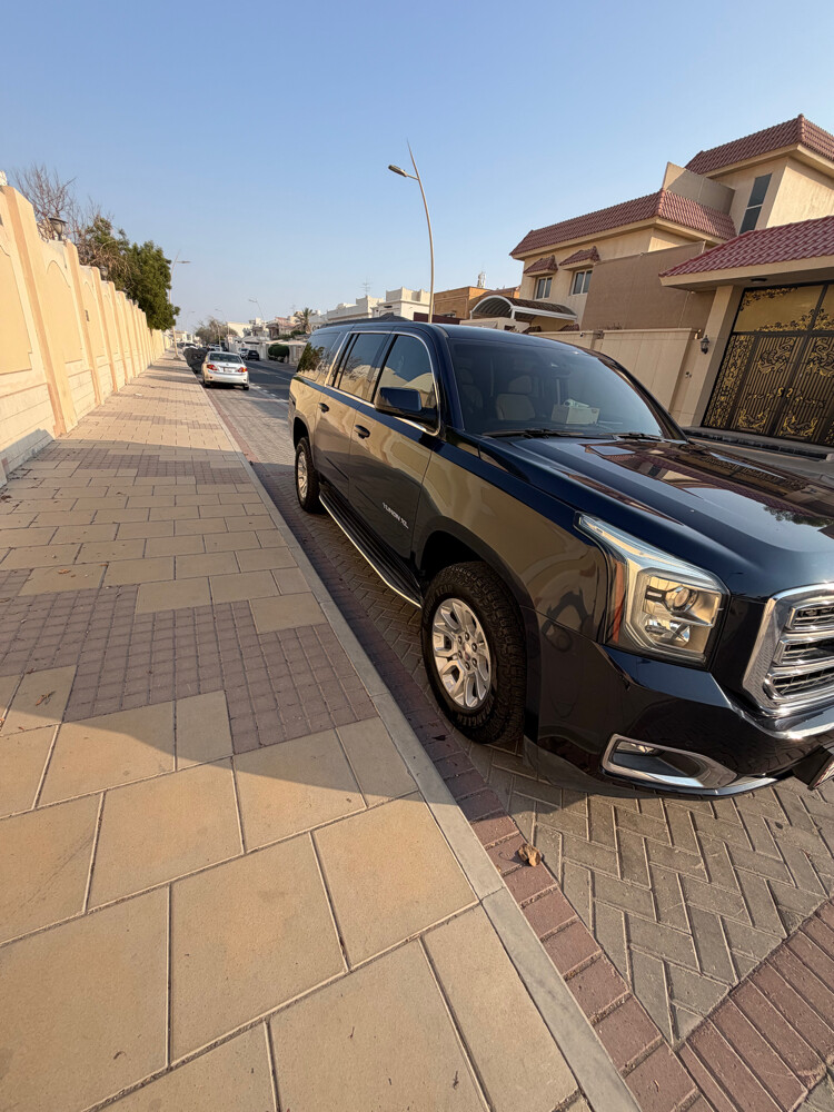 GMC YUKN XL - 2