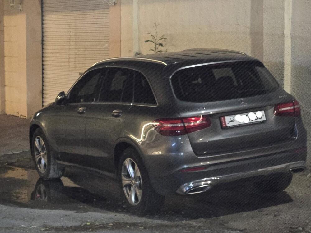 Very clean Mercedes GLC250 - 3