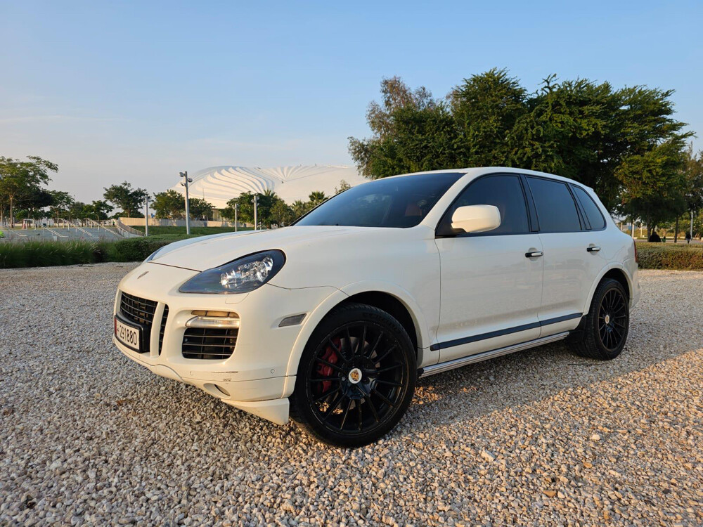 porsche cayyane turbo 4.8 tt - 2