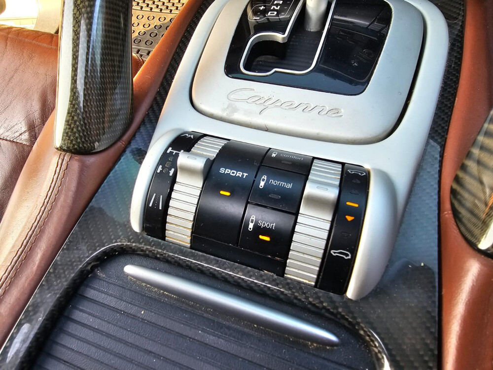 porsche cayyane turbo 4.8 tt - 14