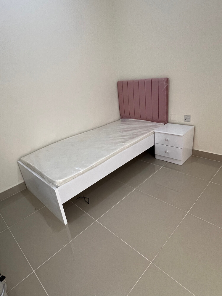 Online furniture 30408640 - 12