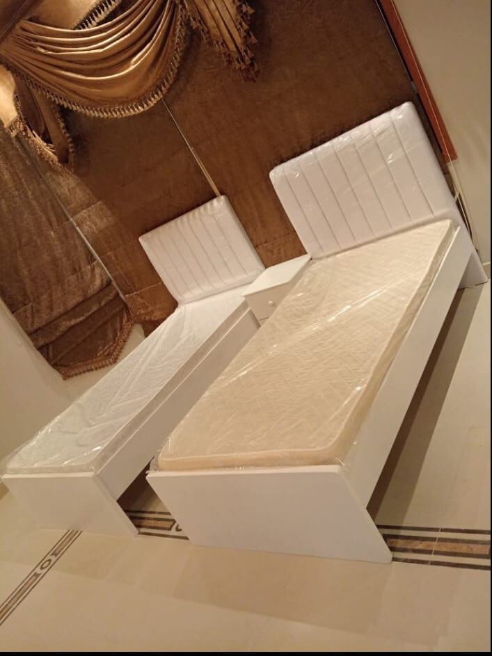 Online furniture 30408640 - 13