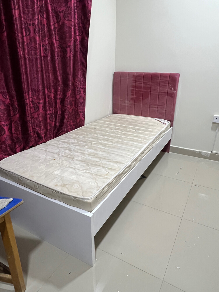 Online furniture 30408640 - 8