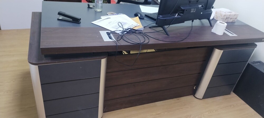 chair and table - 10