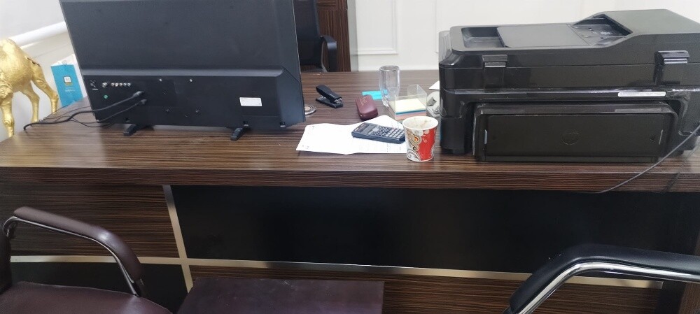 chair and table - 9