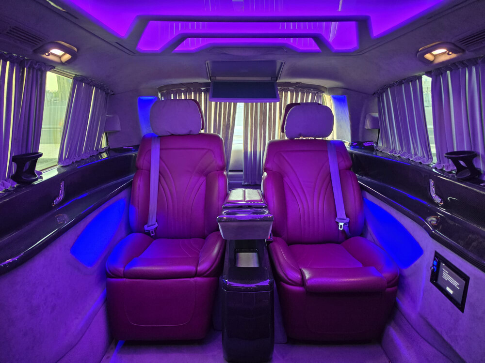 Mercedes V250  Year: 2020 - 10