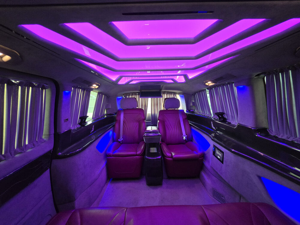 Mercedes V250  Year: 2020 - 11