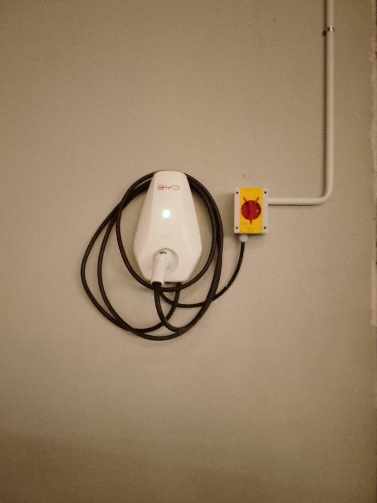 jetur ROX BYD tasla charge installa - 1