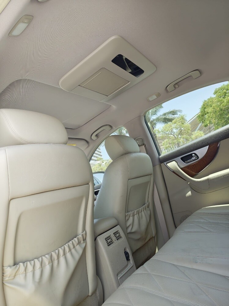 Nisan infinity QX70 - 7